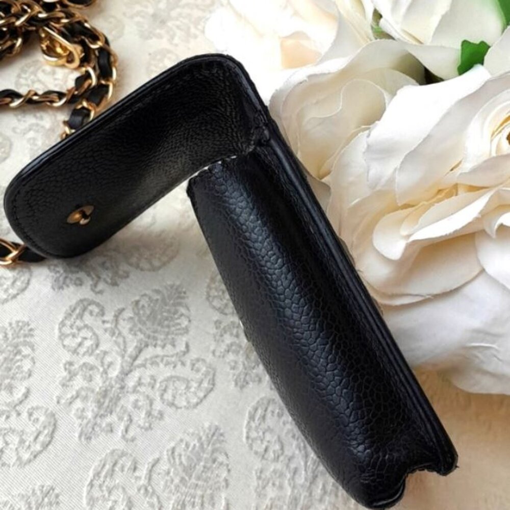 Chanel Caviar Leather Accessory Pouch (authentic vintage) - Picture 9 of 12